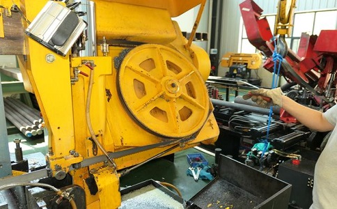 港南金属带锯床的日常使用和保养注意事项！